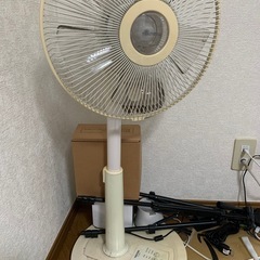 扇風機、除湿機