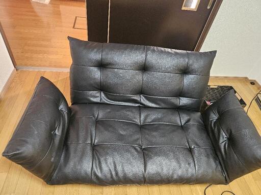 2人掛けソファ 今月末で処分