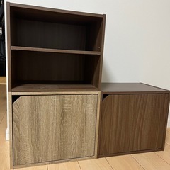 【決まりました】カラーボックス3個　棚付き扉付き