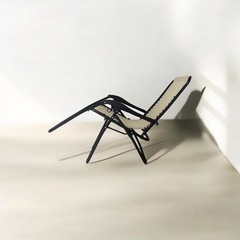 折りたたみリクライニングチェアーの画像