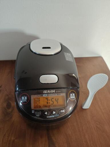 象印 ZOJIRUSHI 圧力IH炊飯ジャー 炊飯器 5.5合炊き　決まりました。