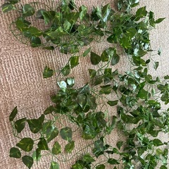 ツルの葉っぱ🌱　造花