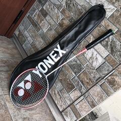 お取り置き中　ヨネックスバドミントン　ラケット　YONEX
