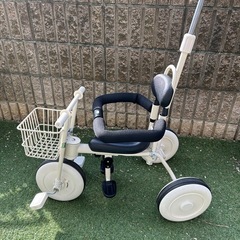 ♥️三輪車カゴ付き　ホワイト♥️の画像