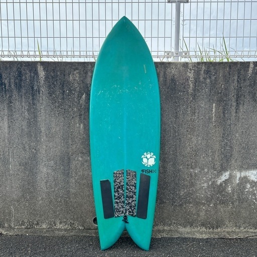 サーフボード　ツインフィン　EPS 中古