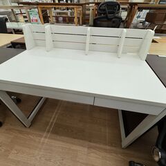 ★ジモティ割あり★  学習机 ホワイト H95×W110×D60...