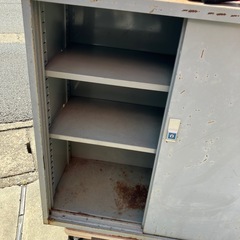 スチール棚の画像