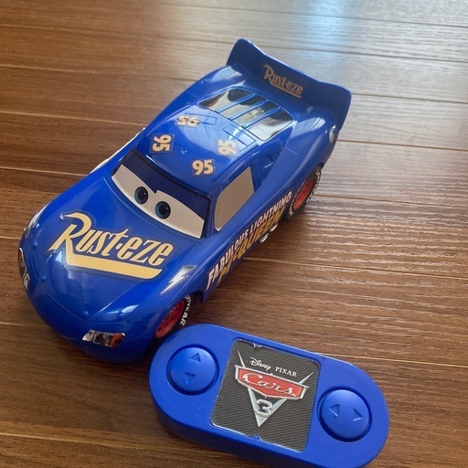カーズ　ラジコン