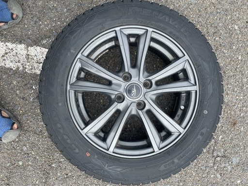 スタッドレスタイヤ　ホイル付き　4本セット