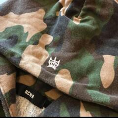【ロデオクラウンズ】迷彩パーカーの画像