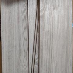 フローリング　床材　白の画像