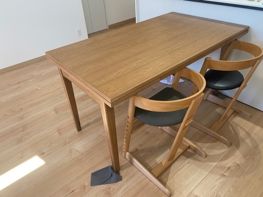 クラッシュゲート  ダイニングテーブル