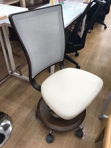 ★ジモティ割あり★ カリモク家具 チェア ブラウン/ホワイト H×W×D クリーニング済み KJ6486