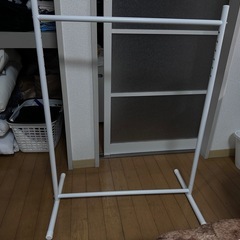 ハンガーラック