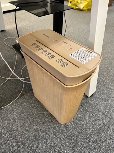 美品　シュレッダー