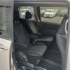 h22年、70後期型ヴォクシー！コミコミ価格！車検R7年5月！の画像
