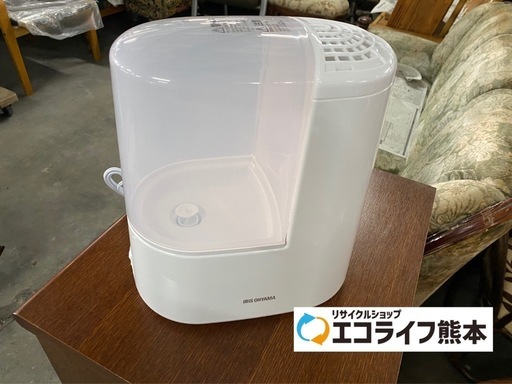 未使用品　2023年製　アイリスオーヤマ　加熱式加湿器　KSHM-260RA