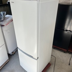 美品‼︎2020年製TOSHIBAノンフロン2ドア冷蔵庫170L/ホワイト/配送設置可能の画像