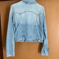H&M レディースデニムジャケットの画像