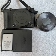 Nikon J5ミラーレスカメラ