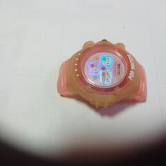 2.中古キティ腕時計の画像
