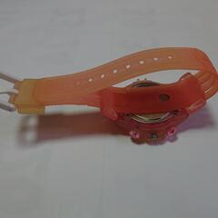 2.中古キティ腕時計の画像