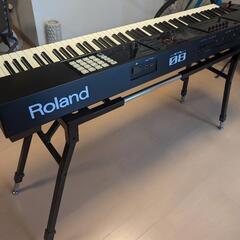 Roland FA-08 ピアノタッチ(調整スタンド、ペダル付)の画像