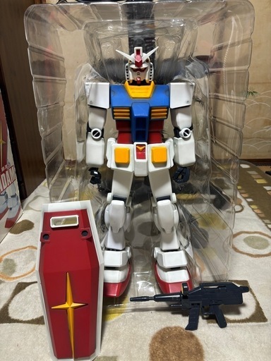 明後日まで！【値下げ可】機動戦士ガンダムフィギュア【BIG SCALE RX-78-2 GUNDAM】
