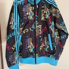 adidasブルゾン