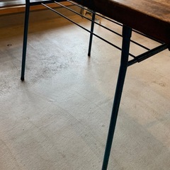 4人用　テーブル　
の画像