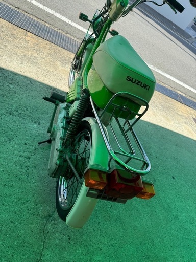 スージー　fa50 バイク屋さんに　展示中