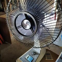 昭和レトロ⭐︎折りたたみ座卓 昭和レトロ 折りたたみテーブル 折りたたみ座卓 机 モダン キャンプ