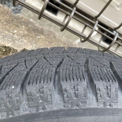 175/65R15  84Q  スタッドレスタイヤの画像