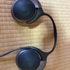 グッドデザイン賞を受賞したSONYの肩載せ型アクティブスピーカー