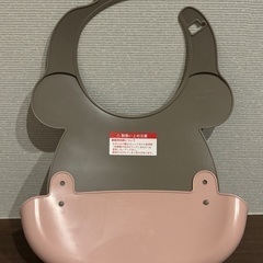 【未使用品】食事用エプロン　ディズニーの画像