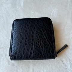 EMODA ファスナー二つ折り財布の画像