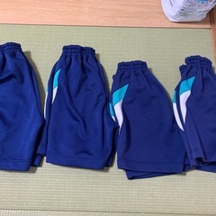 塚口小学校　ハーフパンツ　Sサイズ、130