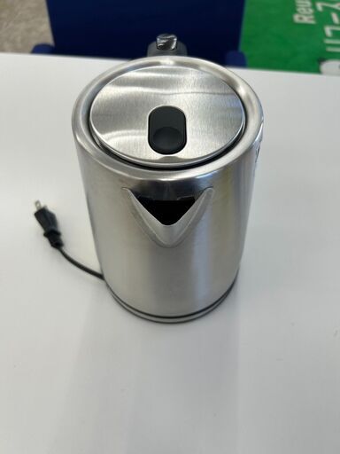 ★ジモティ割あり★ Russell Hobbs 電気ケトル  23年製 動作確認／クリーニング済み TJ9031