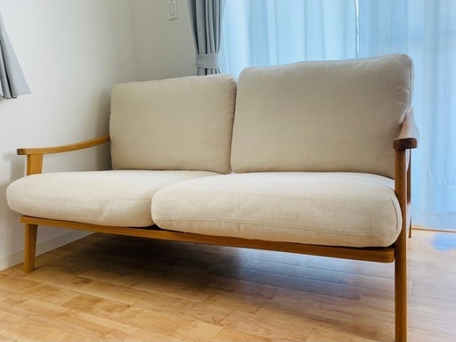 2.5人掛けソファ　シギヤマ家具工業　アイボリー