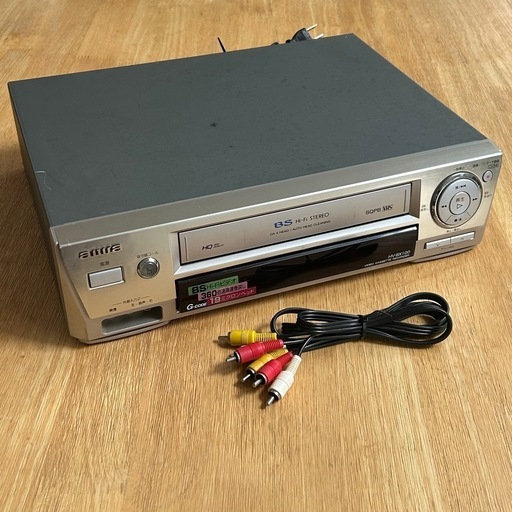 VHSビデオデッキ　AIWA HV-BX100