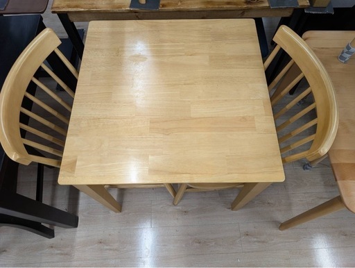 ありがとうございました！木製2人掛けダイニングセット