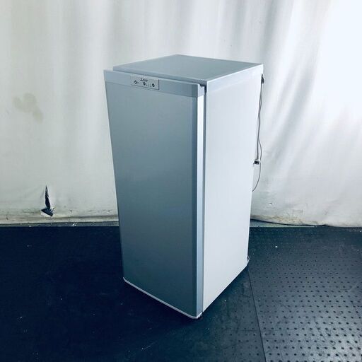 ID:rg219590 三菱 MITSUBISHI 冷蔵庫 一人暮らし 中古 2018年製 1ドア 121L シルバー 直冷式 右開き (冷凍機能のみ) MF-V12D-S  【リユース品：状態C】【送料無料】【設置費用無料】