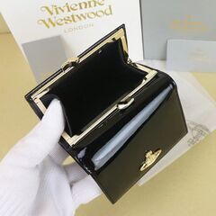 Vivienne Westwood ヴィヴィアンウエストウッド　三つ折り財布の画像