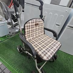 人気色ベージュチェック柄 シルバーカー マキテック ノーブル

...