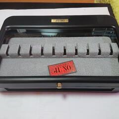 中古・アクセサリーショーケース2個