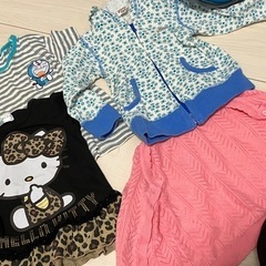 1〜2歳向け靴と洋服とオムツポーチセット