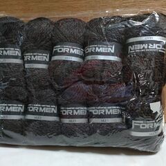 ウール100％毛糸玉1巻100円の画像