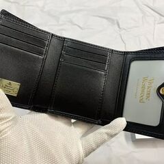 Vivienne Westwood ヴィヴィアンウエストウッド　三つ折り財布の画像