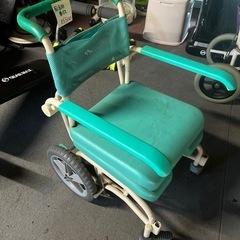 ☆処分価格☆介護用風呂用車椅子　汚れやキズあり