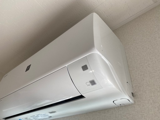 エアコン　SHARP シャープ　まだ比較的新しい